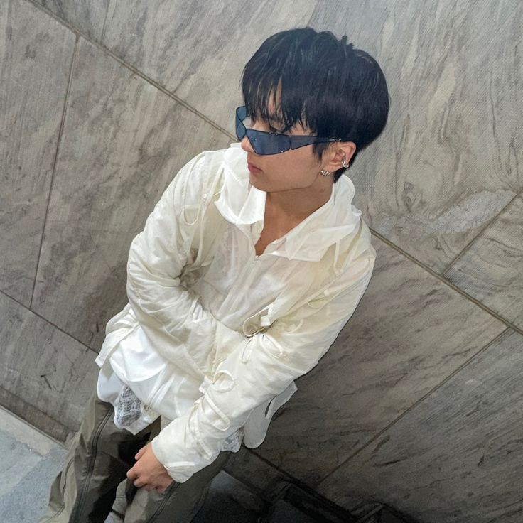 kozzyme's tweet photo. - Day 4 | lf moots🌼
Hi, i'm Xi, and i'm looking for #auwriters, #aureaders, and interactive moots !
— not new to #kpoptwt #stantwt (but new to #autwt)
— she/her
— multi-stan
— will mostly write nct au's
♡ / ↻ to be moots! + to spread https://t.co/2SJMUPWdvo