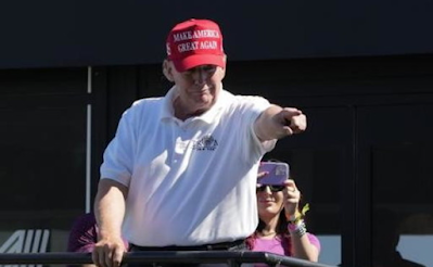 viaggrego's tweet photo. La #Sinistra #Non imparera' mai: tra #Insulti e #Accuse, sta dando la #Volata a #Trump che #Trionfa ancora nei #Sondaggi ! https://t.co/O0bR6DcdDW https://t.co/38RayJgZCQ