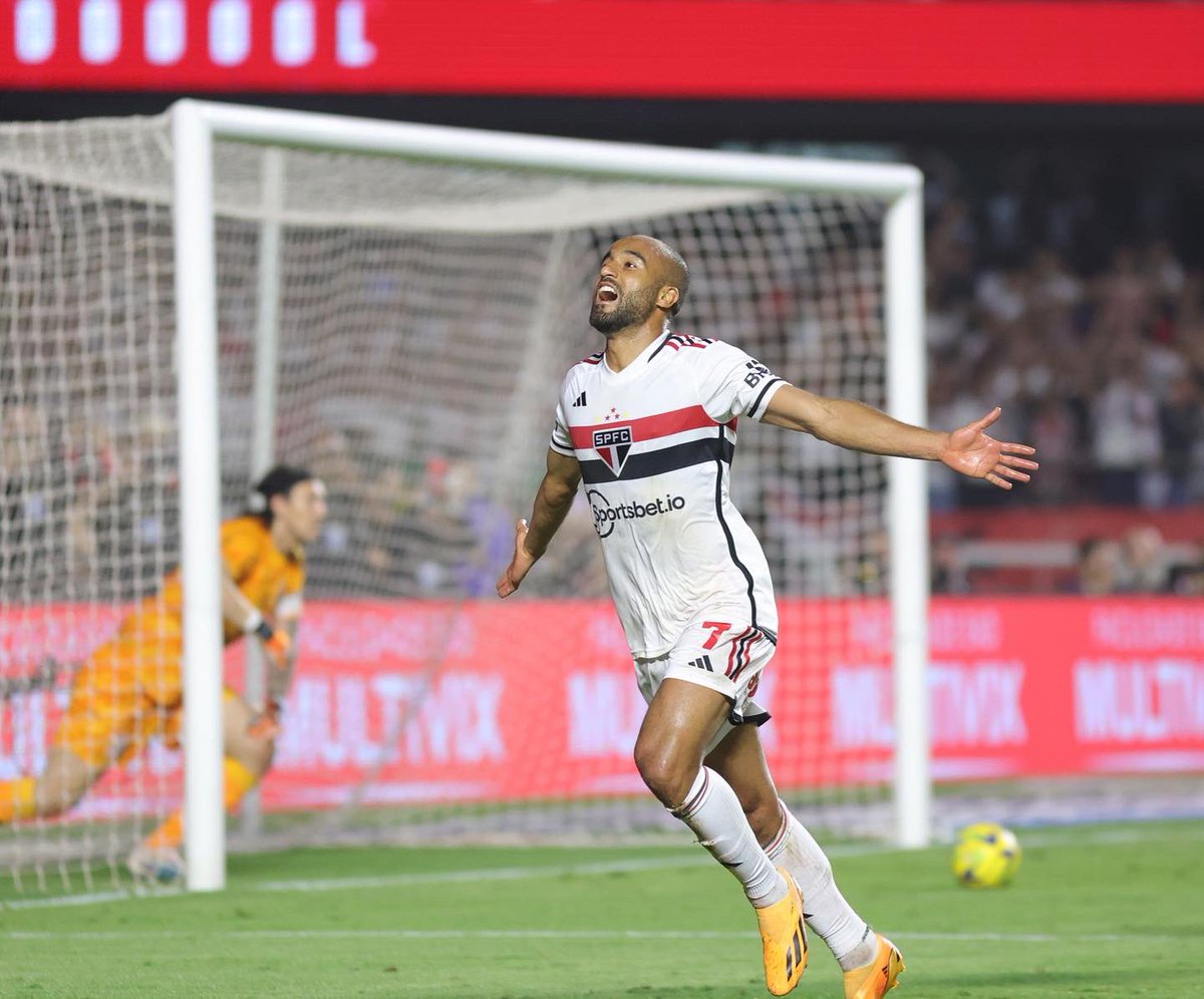 LucasMoura7's tweet photo. OBRIGADO JESUS! ❤️🤍🖤 https://t.co/trFWAMnCsy