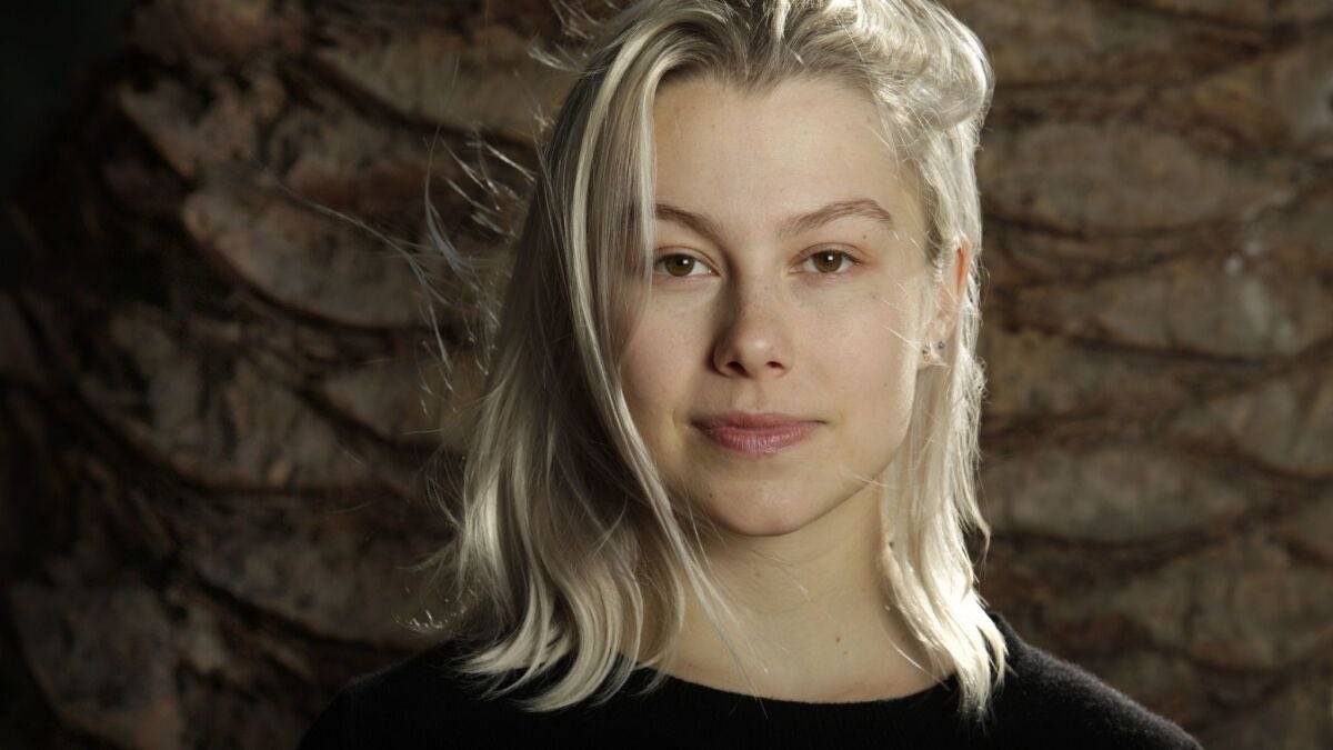 PopBase's tweet image. Happy 29th birthday to the talented Phoebe Bridgers.