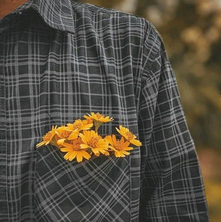 İnsanları gereğinden fazla sınamayın. Sabırlarının sonu vazgeçiş olunca, "yarı yolda bırakıldım" diyorsunuz...”