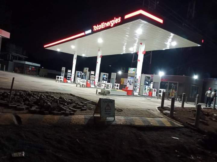 DfredOluoch's tweet photo. Karibuni Kwa yetu NEW GACHIE TOTAL STATION. Mambo ni pap. https://t.co/0MhdgDkSpU