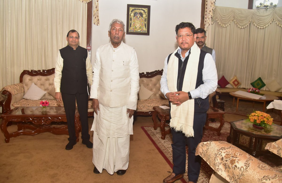 MeghalayaGov's tweet photo. Hon’ble Chief Minister of Meghalaya, Shri. @SangmaConrad yesterday paid a courtesy #CalledOn the Hon'ble Governor of Meghalaya, Shri. Phagu Chauhan Ji at Raj Bhavan, Shillong @DiprMeghalaya (https://t.co/OzN5gJPiYx) https://t.co/bEZJ8uT0eh