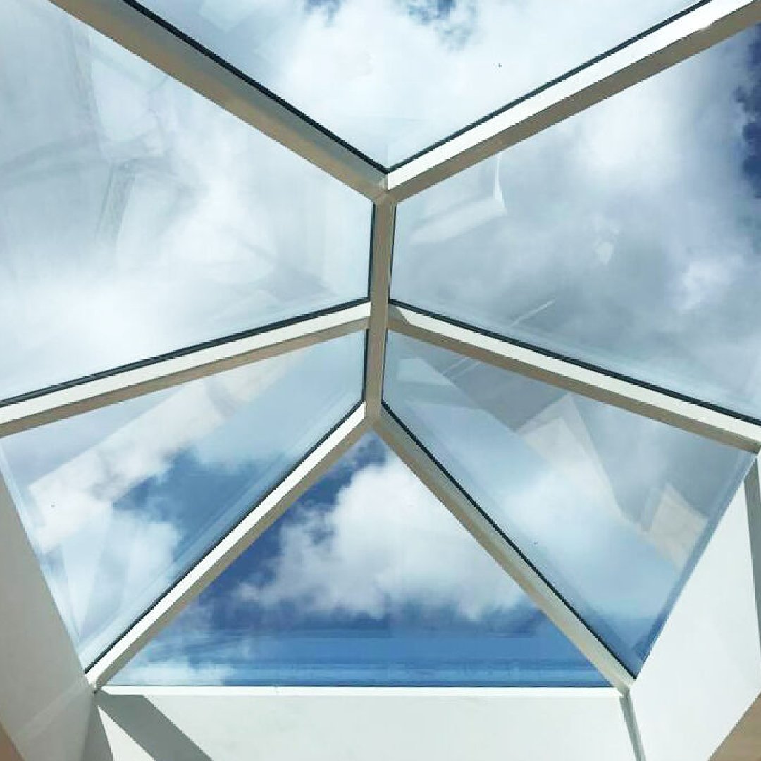 Read the ultimate guide to a Korniche Roof Lantern.

Topics covering:

✅  Measuring and 
✅  Selecting the perfect size
✅  Installation 

 Read the full article⤵️ 
bit.ly/3MW5rxh 

@KornicheSystems  @MadeForTrade1 
 #StepByStepGuide #InstallationTips #EnhanceYourSpace