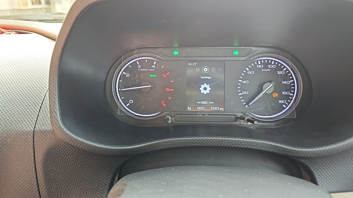 shanx85's tweet photo. @18002096006 
@Mahindra_Auto 
@MahindraBolero , My neo is 3 months Old baby only &amp; this REGN,problems happened twice till now Why so early it's occurring again n again, find SS
Did I done mistake to choose this MACHO Vehicle??Behaving like
REALLY DISTURBED @itsraksrai @ag_rupesh https://t.co/m8mfsJK2DW