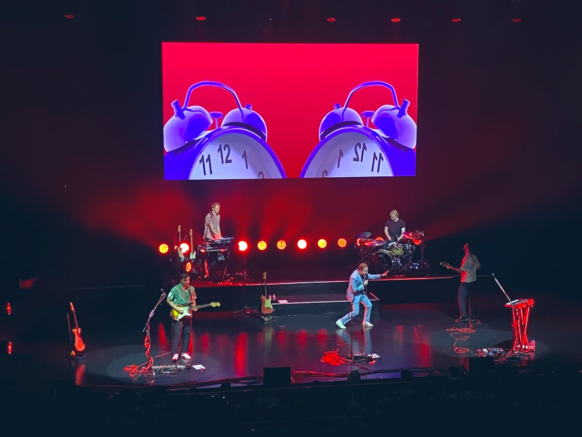Pattywitu's tweet photo. @TDCinemaClub Thank you for coming back to Taiwan after 4 years.♥️ Everything still so amazing and memorable.🕺🏻 Tears still almost in eyes when hearing my favorite one – “Next Year”. Looking forward to seeing you guys next time soon.🇹🇼💕#TDCCliveinTaipei #TDCC https://t.co/kwP7hmgTkv