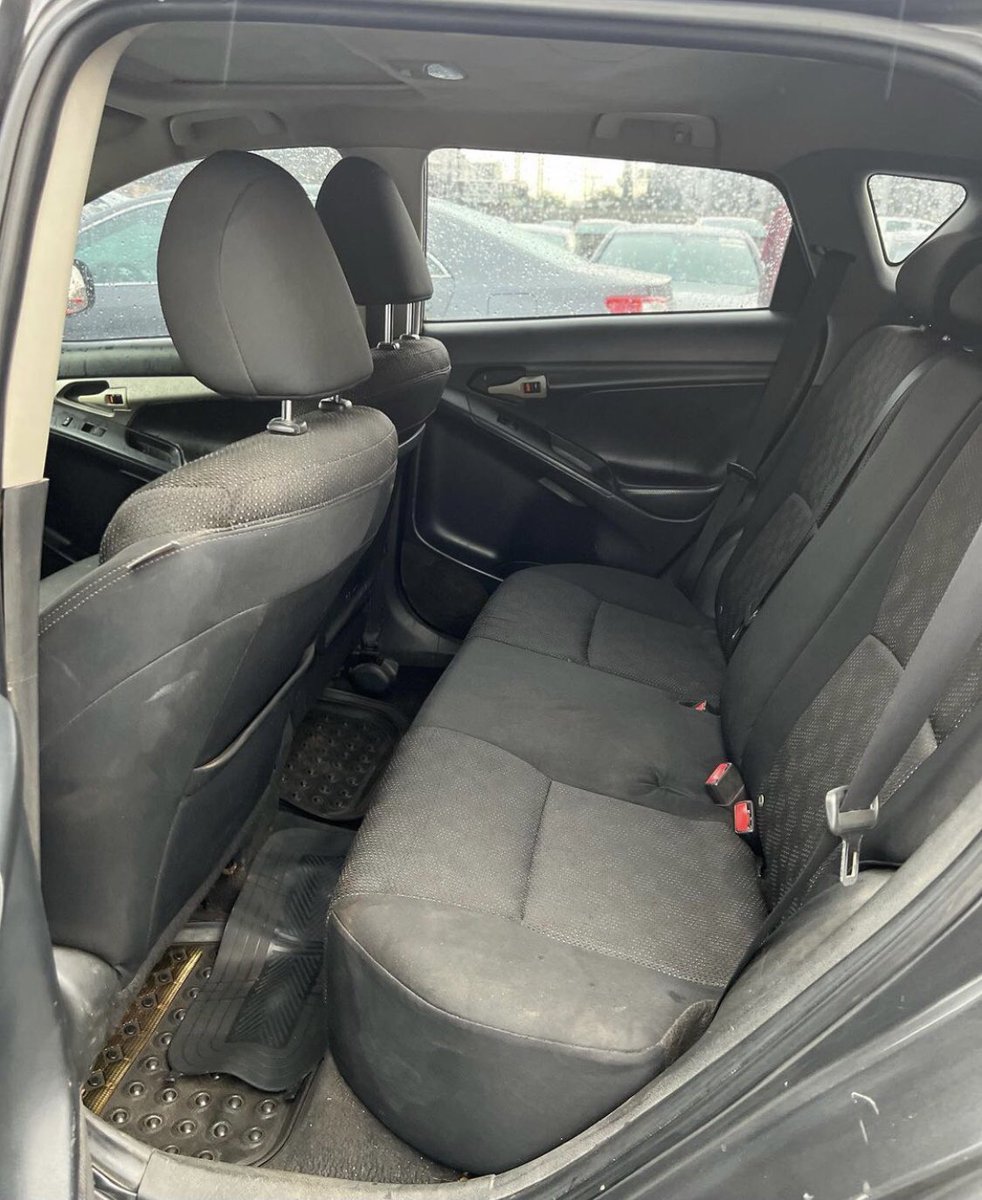 Automall_ng's tweet image. Extremely clean Pontiac Vibe 2009 model 
Price:3.9m
Duty: paid 
Location: Abuja 
#Atiku #Rivers #FullList 
@aisha_yaGuda @__yellows @el_uthmaan @___Bils @_hafsat_paki @chandni_lish @zabeenarh @saamaccido_ @moderate_ustaz @KawuGarba @Waspapping_ @Mvnaaa___ @HMujeili 
Retweet pls