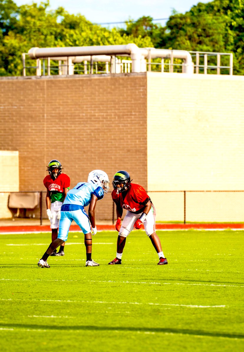 offical_mackk's tweet photo. Slight work #Wgod❤️🖤💚 https://t.co/q6M3v2rJlE