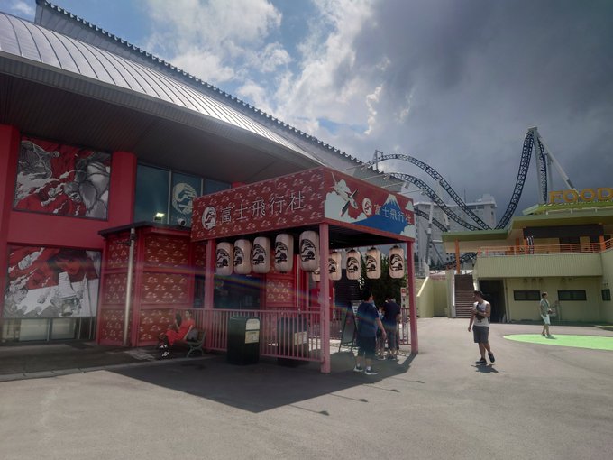 リヴァイへーちょと一緒に獣の巨人ハントしたあと富士山近辺を飛んでました 