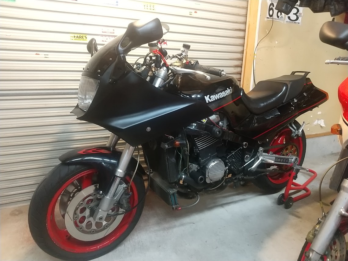 danna_rx's tweet photo. 新潟県柏崎市で小さくバイクのメンテナンスやレストアをやっています。外車は出来ませんが・・・ https://t.co/HSIDrnyF1W