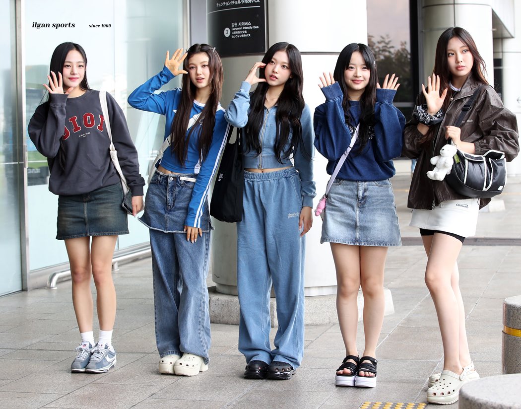 JeanzGlobal's tweet photo. [#UPDATE] Newjeans at the airport on their way to Japan for the Summer Sonic Festival!

Have a safe flight, girls! 
#NewJeans #뉴진스 https://t.co/YcAyoHMXt8