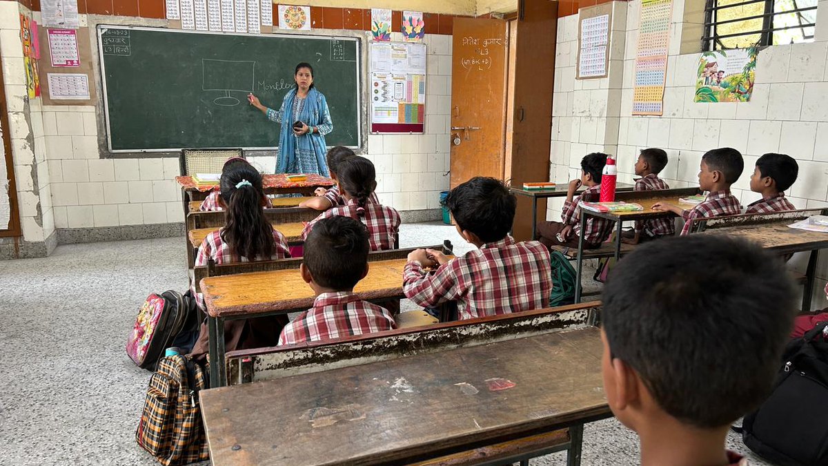 DIETPitampura's tweet photo. Ms.Suman Pandey has given #Vidyanjali #Volunteer service of Subject Assistance to 35 students of Class 4 at NPV SECTOR 5B Rohini.
She facilitated Parts of Computer to the young learners.
District:- NW B
@VidyanjaliDelhi @Dir_Education @drmanishadiet @EduMinOfIndia @SCERT2021 https://t.co/UjcsTsNPtP