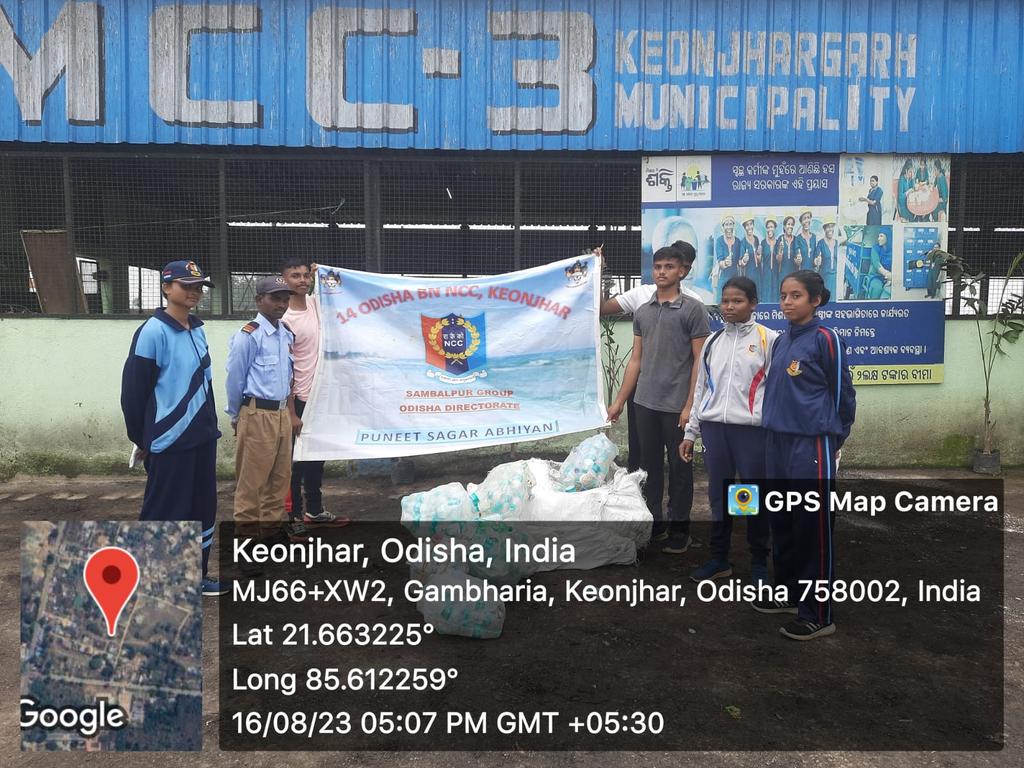 GolamjilaniS's tweet photo. PUNEET SAGAR ABHIYAN IN OUR DD UNIVERSITY 

@HQ_DG_NCC
@dgncc_india
@kalinga_sagar
@hirakudwarrior
@14_OdishaBnNCC
@TariniWarriors
@salma_kisku 
@BiplabKumarBa15 https://t.co/iTdDQFMhcN