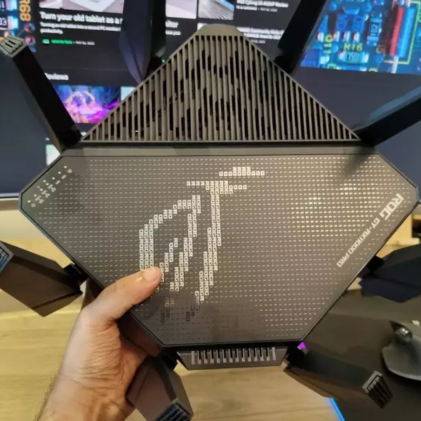 gdgtme's tweet photo. Elevate gaming with @ASUS_MiddleEast ROG Rapture GT-AX11000 Pro! 🎮Handle multiple devices while enjoying incredible gaming performance. Up to twelve Wi-Fi streams for seamless streaming, gaming, and browsing. https://t.co/y7Hyk5GptB

#ROGRapture #GTAX11000Pro #GamingPerformance https://t.co/WKbxccj8JB