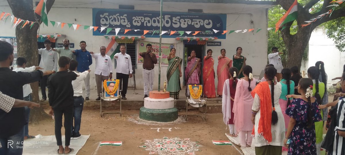 nssrdhyderbad's tweet photo. Huzur Nagar Govt. Junior College, Suryapeta, Telangana under MGU celebrated #77th_independence_day in their college on 15th August, 2023.
@_NSSIndia @PMOIndia @YASMinistry @ianuragthakur @pankajsinghips #maati_ko_naman #VeeronKaVandan #MeriMaatiMeraDesh https://t.co/ImEQzIdN8p