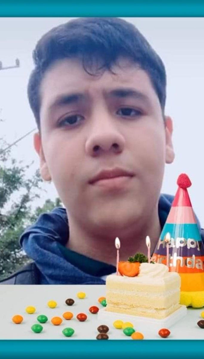 LorenaLudivina's tweet photo. Hola mi guapísimo @pedro_fer hoy es el Cumpleaños número 19 de mi hijo #AngelDavid por fa en una chancita si puedes me lo felicitas por fa, mil gracias, te mando muchos 💋💋💋 https://t.co/OswoqUCBPl