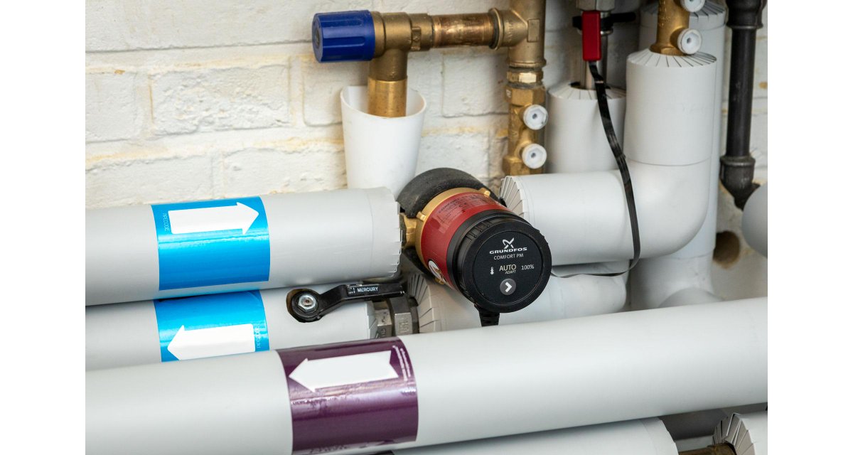 Meet the superhero of #waterconservation: COMFORT pump. Weighing less than a kilogram and as compact as a beer can, this little gem adapts to your needs, saving up to 20,000 liters of #water a year!

Check out our many applications here 👉 gfos.ly/6014PgvYy