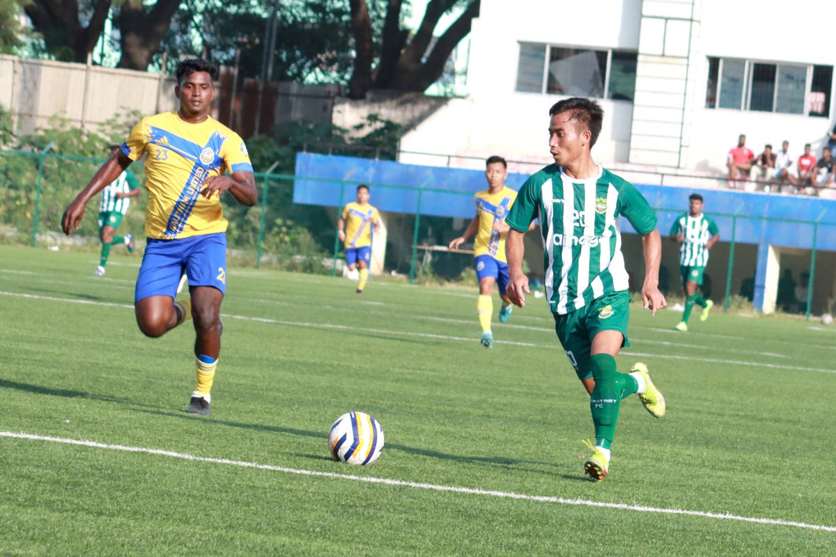 Kickstart_fc's tweet photo. Experience the excitement frozen in time through captivating match photographs as Kickstart FC achieves a dominant victory against FC Agniputhra in the BDFA League! β½πΈπ₯
#indianfootball #kickstartfc #bdfaleague #ksfa #bdfa https://t.co/hhgIsXdxHo