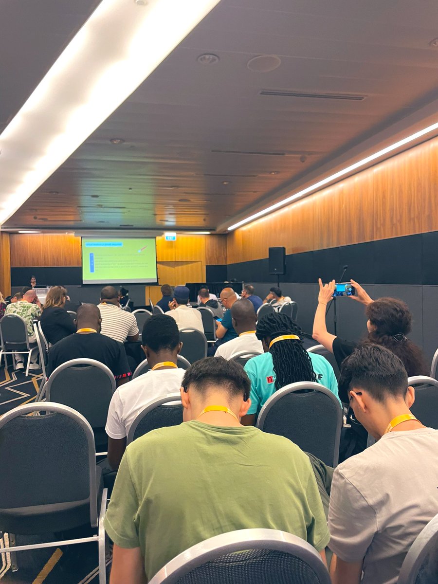 At @Wikimania , I spoke about the importance of #communication for #collaborative leadership. Assumptions & poor communication are the biggest challenges. #CommunityLeaders must be intentional, listen, avoid assumptions, & be curious, clear, concise, open to feedback, & patient.