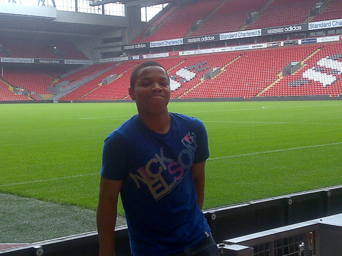 The Const tweet media