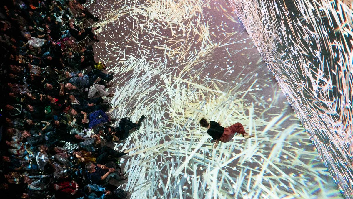 ArsElectronica's tweet photo. Experience extraordinary #concerts and #performances at the Ars Electronica Festival in unconventional venues. From the abandoned train hall at POSTCITY, to the Futurelab Night Performances in the Ars Electronica Center's #DeepSpace8K. #arselectronica23 https://t.co/KymSVbBSYy https://t.co/NgG8Mj0ChE
