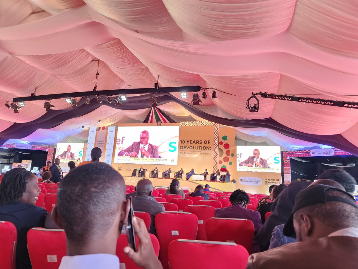 Eng_MaggieOgai's tweet photo. In past 1 year over 3500 services added to ecitizen. 💯 on track to full digital economy. Well done ICT Ministry 
@EliudOwalo @tanuijohn #DevolutionConference2023 https://t.co/PXMEmDB4pZ