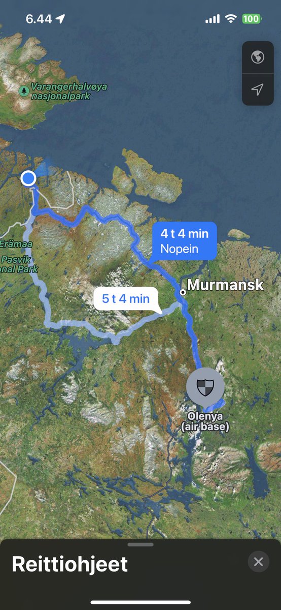 TimoSipola's tweet photo. Näköalapaikka naapuriin. Olenegorskista käsin operoivilla pommikoneita Ukrainaa tuhotaan risteilyohjuksilla. Hyvällä säällä pommituslennolle nousevat koneet näkyvät Kirkkoniemeen saakka. Satelliittikuvissa näkyvät tietysti kentälläkin. https://t.co/AfRAPhGwKp