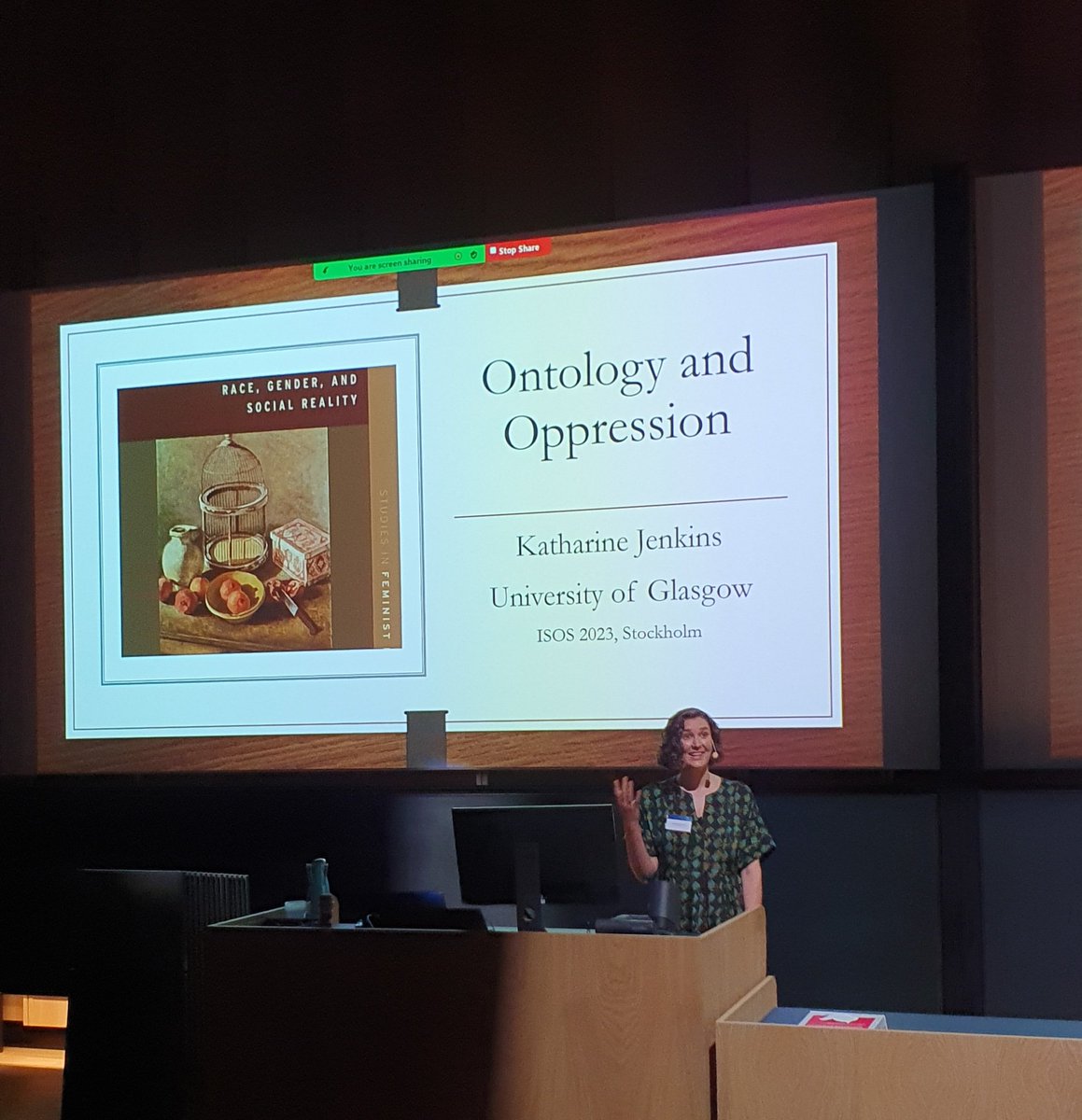 And we're back! Second keynote of the conference: Katharine Jenkins on Ontology and Oppression!
#socialontology2023