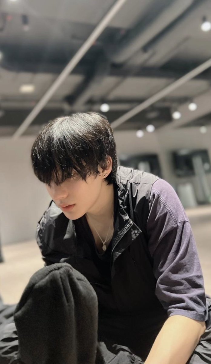 riizefolder's tweet photo. riize_official instagram story update with anton

#RIIZE #라이즈 https://t.co/vmxUwRIBDL
