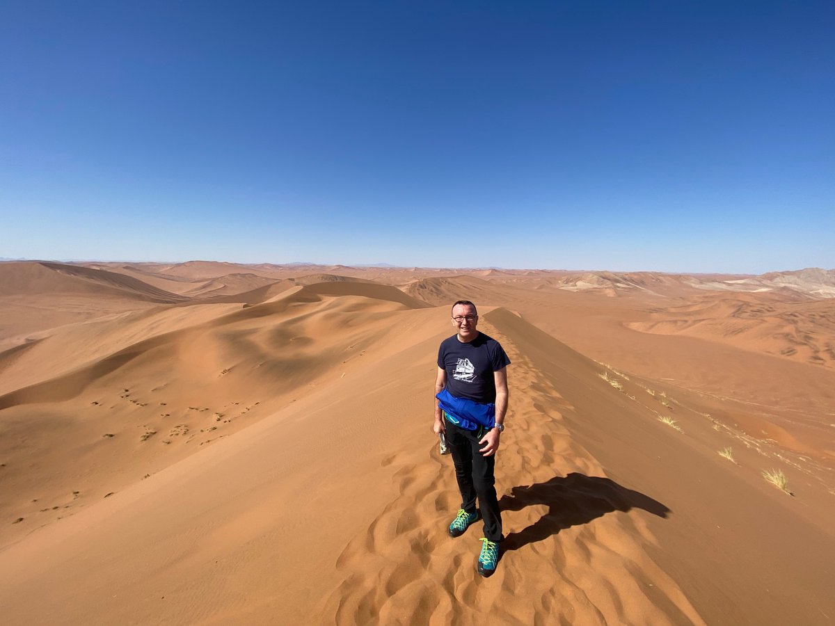 FabioPeg's tweet photo. #BigDaddy #highest #dune #Sossusvlei #325 meters #Namib-Naukluft National Park #Namibia https://t.co/4GO7NhMmPZ