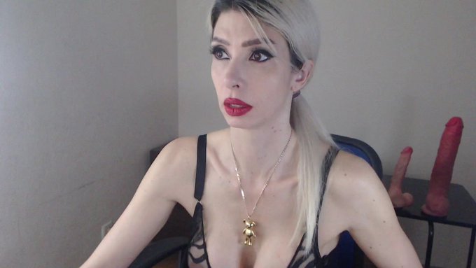 I'm online @MyFreeCams! #onmfc https://t.co/PlGLdxpm31 💚 https://t.co/9JsAyA0IYp<a class="tags" href="/tag/myfreecams">@myfreecams</a><a href="/tag/onmfc"class="tags">#onmfc</a>