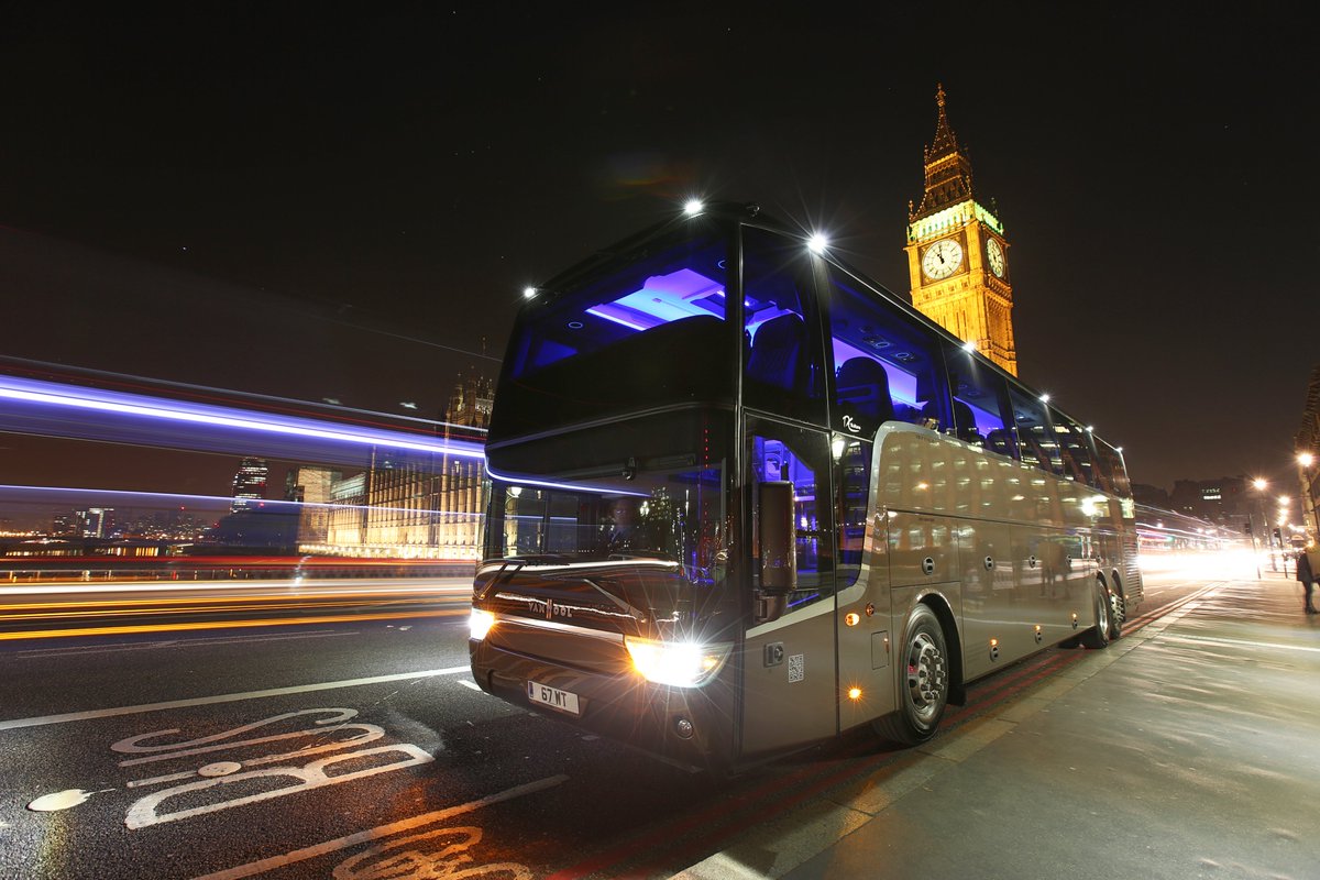 WestwayCoaches's tweet image. #ThrowbackThursday
Then vs Now - Providing highline VIP vehicles for supreme levels of comfort for over 30 years.

#WestwayCoaches #VIPServices #VIP #VIPTransport #ThenVsNow #Throwback #OneFromTheAlbum #VanHool #EOS #Transport #LuxuryTravel #WestwayBlue #WestwayBronze #Technology