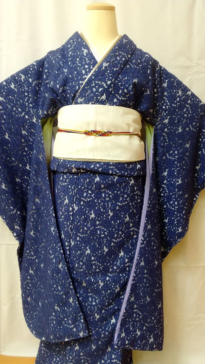koharuositate's tweet photo. レースの振袖と和装にも洋装にも使えるコート✨✨
#着物好きとつながりたい
#着物コーデ
#きもの
#着物を楽しみたい https://t.co/4xA2Xwk01R