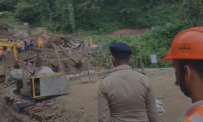 samacharfirst's tweet image. प्रधानमंत्री ग्राम सड़क योजना के अंतर्गत हिमाचल को 2643.01 करोड़ की राशि स्वीकृत, केंद्र का किया धन्यवाद: बिंदल

#SamacharFirst #DrRajeevBindal #Shimla #HimachalPradeshNews