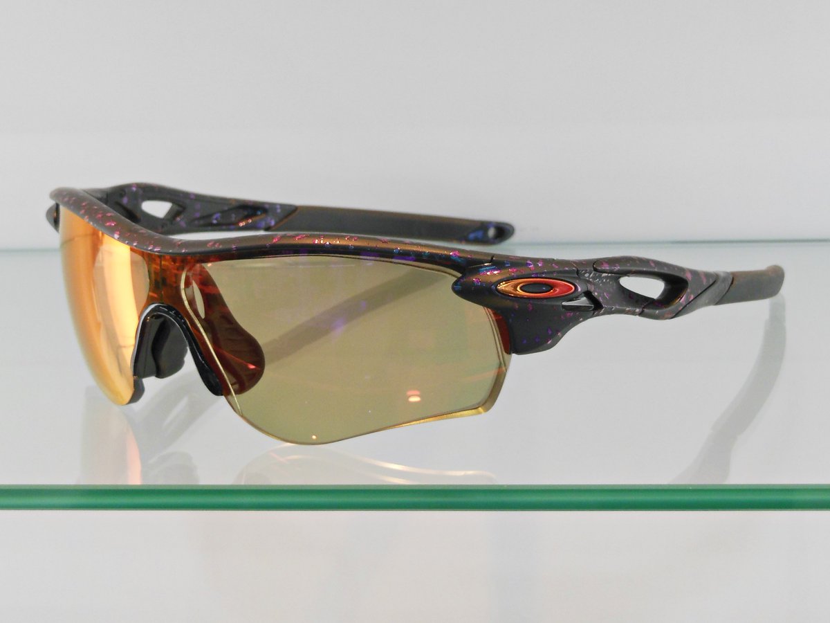 hayashimegane's tweet photo. 【ステキな出会いNo.2105（度付きOAKLEY）】 
#オークリー #サングラス #度付きオークリー #RADARLOCK #レーダーロック #ICRX #NXT 一枚レンズ風 #度付きサングラス @ICRX_NXT_Lens  
MORE INFO↓
https://t.co/J0v4MlfAnR
#山口県 #防府市 #ハヤシメガネ
8/31迄 決算SALE ＆ 補聴器相談月間 開催！ https://t.co/kjiwTFykZv