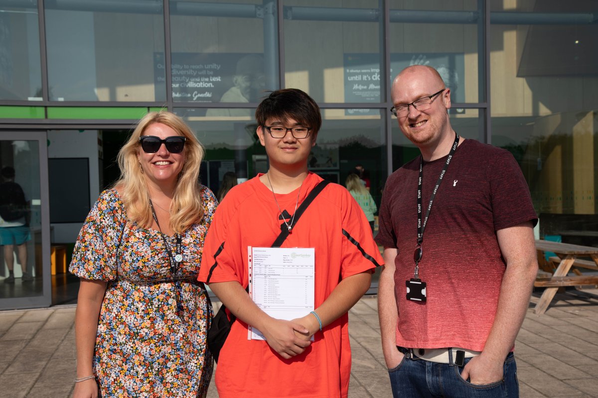 GreatSankeyHS's tweet image. Talented musician Anson will be studying Music at the University of Huddersfield, his B in Music included top marks for his composition!