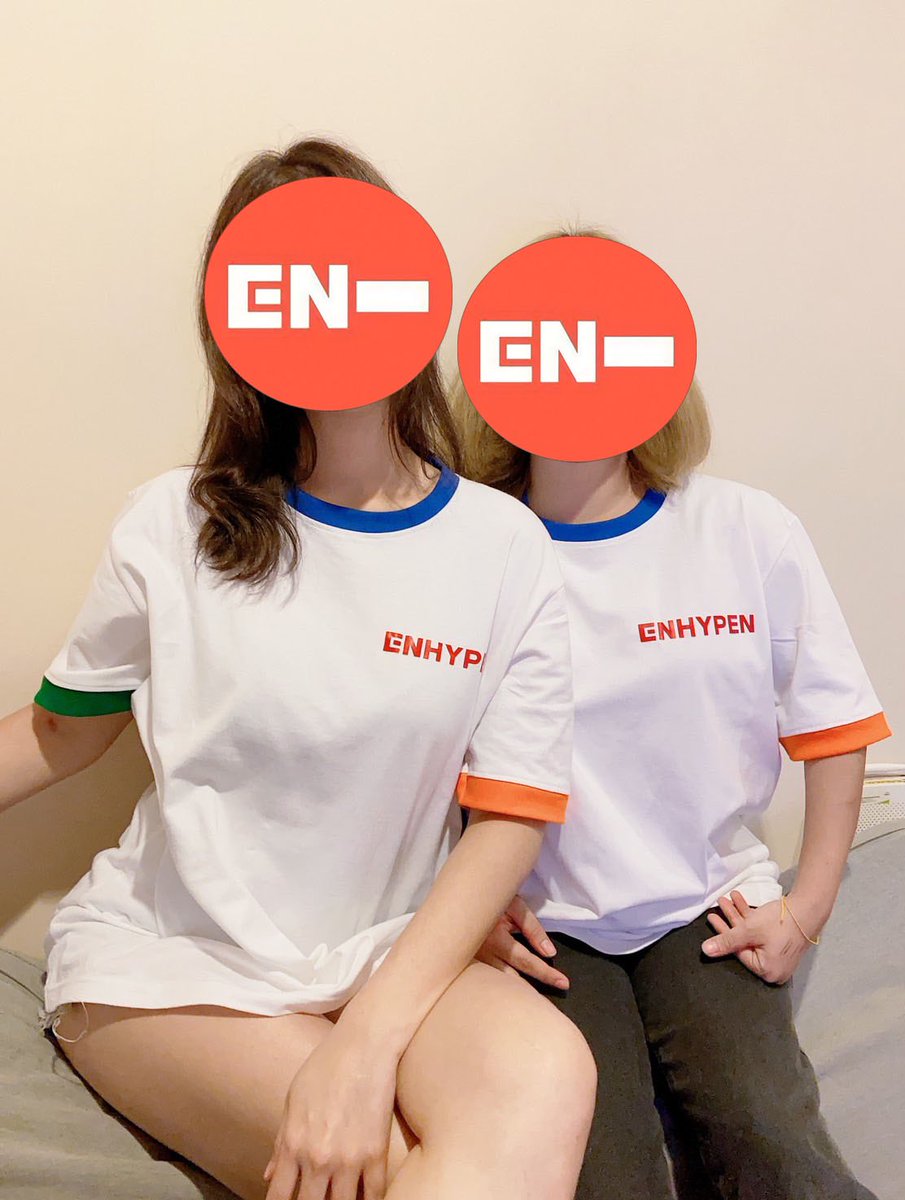 jwhundred_'s tweet photo. 📢มาแล้ววว~  ฟอร์มจองเสื้อ EN T-Shirt    

ใครอยากได้ฟีลใส่เสื้อคู่กับเมน☺️

 กดจองที่ลิ้งค์ได้เลย 👇🏻👇🏻
https://t.co/Mr94qAkSVq…

#ตลาดนัดเอนจีน #ตลาดนัดenhypen #ตลาดนัดengene #ตลาดนัดเอนไฮเพน #ENHYPEN #HEESEUNG #JAY #NIKI #JUNGWON #SUNGHOON
#SUNOO #JAKE https://t.co/dSih0w0dS3