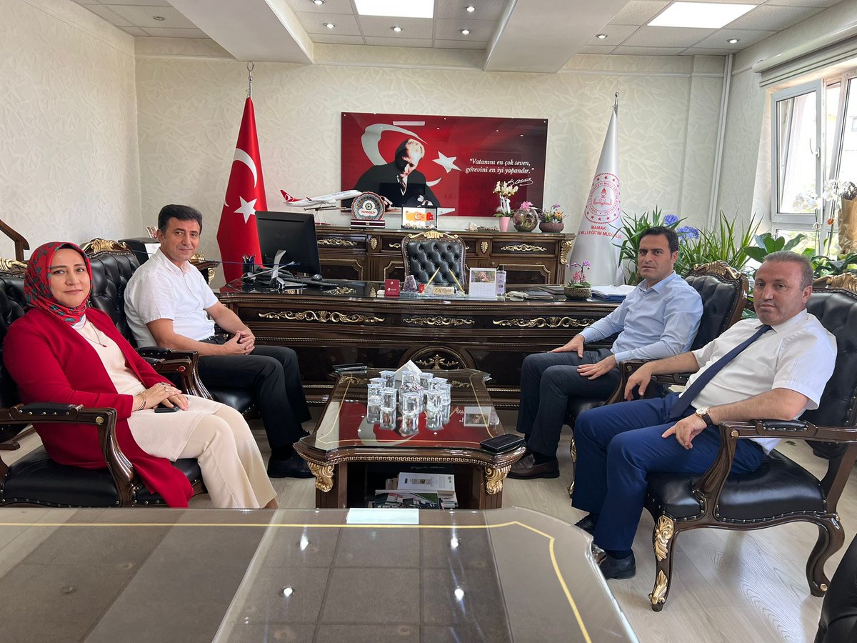 Altındağ İlçe Millî Eğitim Müdürü Sn.<a href="/HasanYILDIRIM61/">Hasan YILDIRIM</a>,Etimesgut İlçe Millî Eğitim Müdürü Sn.<a href="/AhmetGurselAVCI/">Ahmet Gürsel AVCI</a> ve Yenimahalle İlçe Millî Eğitim Müdürü Sn.<a href="/velikarakuss/">Veli Karakuş</a>,İlçe Millî Eğitim Müdürümüz Sn.Elif Özbek’i ziyaret ettiler. Kendilerine nazik ziyaretleri için teşekkür ederiz.💐