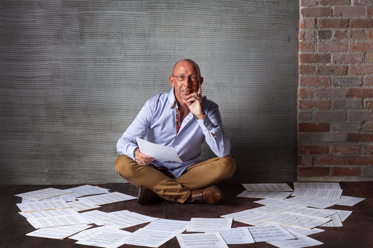 Vanavond weer een beiaardconcert op de Grote Toren <a href="/Breda/">Gemeente Breda</a> om 19u. Ditmaal van de gerenommeerde beiaardier en componist Geert D'hollander (USA). Kom je luisteren in de luistertuin aan het #Stadserf? Daar is ook gratis programma info!