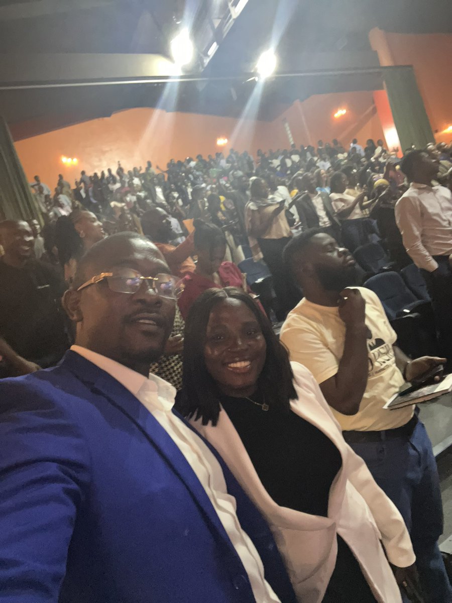 bitmor_'s tweet photo. Having fun😀😀 with @B4Bukkie
@LBSNigeria
#LBSTechFoundersSummit #LBSTFS #TechFoundersSummit https://t.co/flKJ260v1L