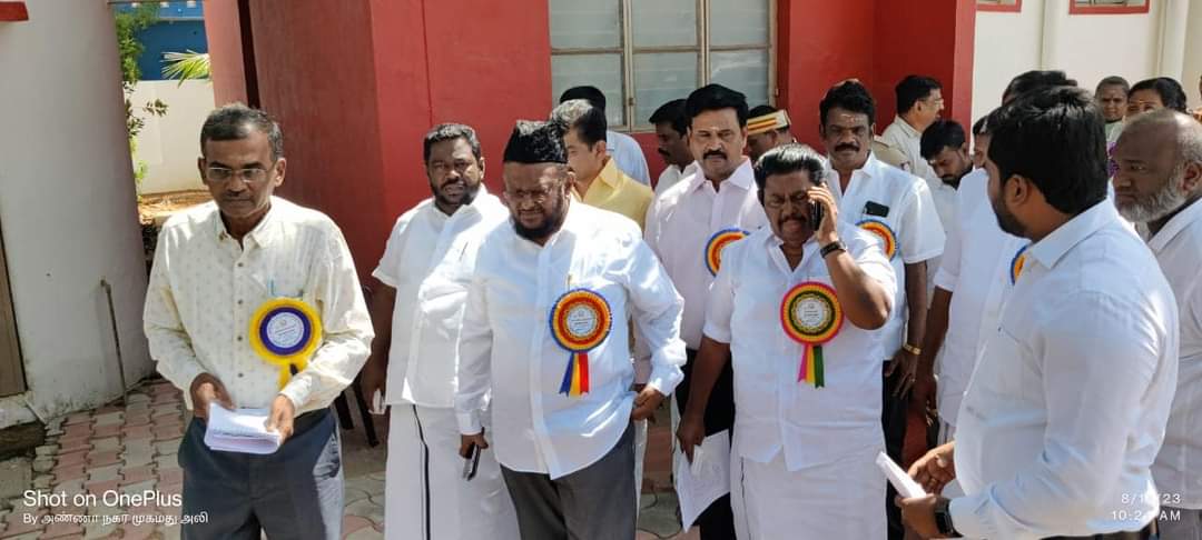 tmmkhqofficial's tweet image. மேலப்பாளையம் நகர ஆரம்ப சுகாதார நிலையத்தில் மதிப்பீட்டுகுழு குழுக்களோடு  சென்று ஆய்வு செய்த மமக தலைவர்

@jawahirullah_MH
@GAnbalagan_
#jawahirullahmla #Papanasam  #mmkmla #TMMKMEDIA #mmkitwing
m.facebook.com/story.php?stor…