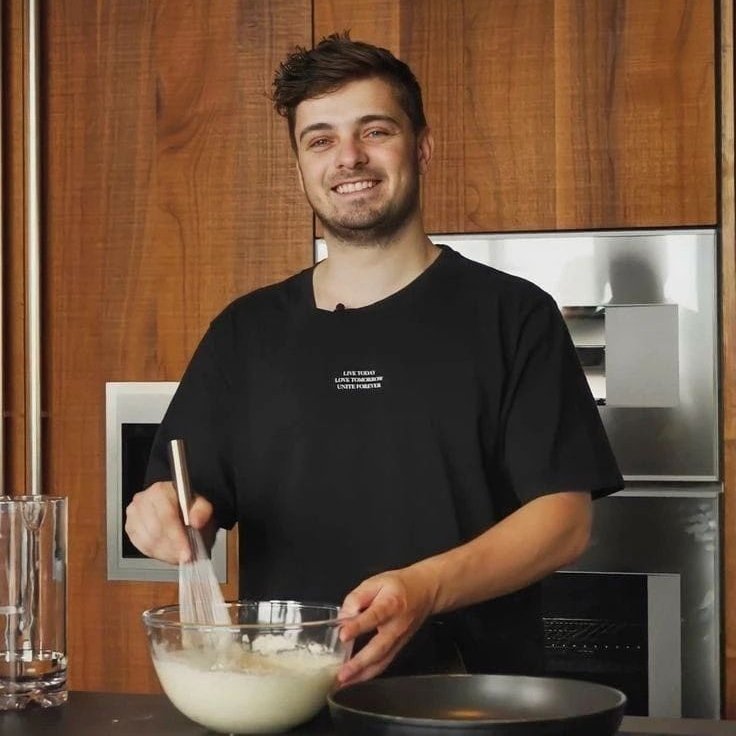 103 Radio tweet media