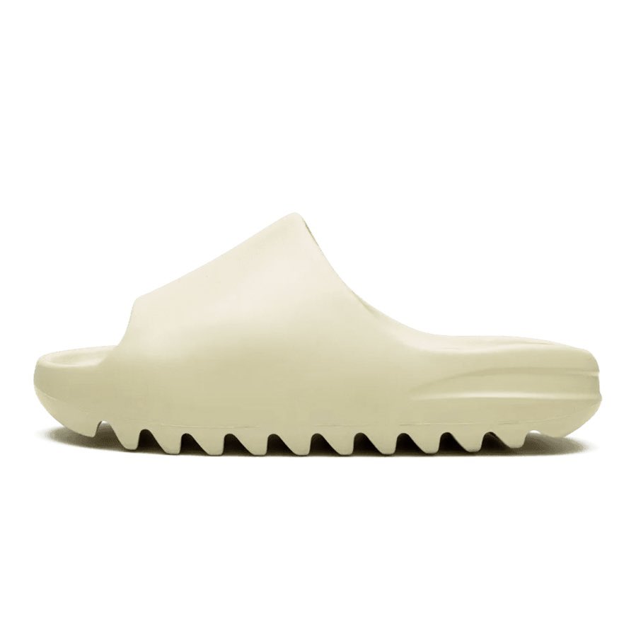 spaceidx's tweet photo. Adidas Yeezy Slide 'Bone'

✅ DISPONÍVEL ✅

Condição: Novo

Todos os tamanhos disponíveis, por encomenda, a partir de 100€. https://t.co/6kMUOGMEMM