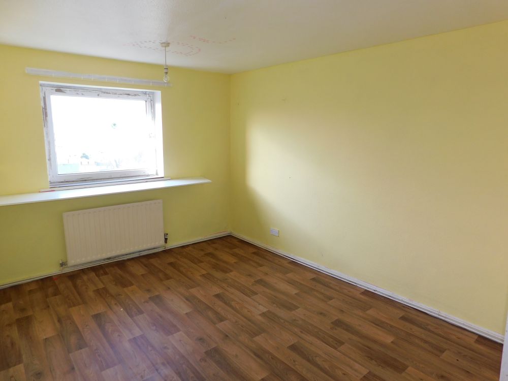 NEW TRADITIONAL AUCTION LOT - 2 BED TENANTED FLAT - AUCTION GUIDE PRICE; £35,000
- ATTENTION INVESTORS
- TENANTED TOP FLOOR FLAT
- ACHIEVING £475 PM
- 2 AMPLE BEDROOMS
- COUNCIL TAX - A
- EPC - C
sharpesauctions.co.uk/.../flat-82-ev…
#propertyauction