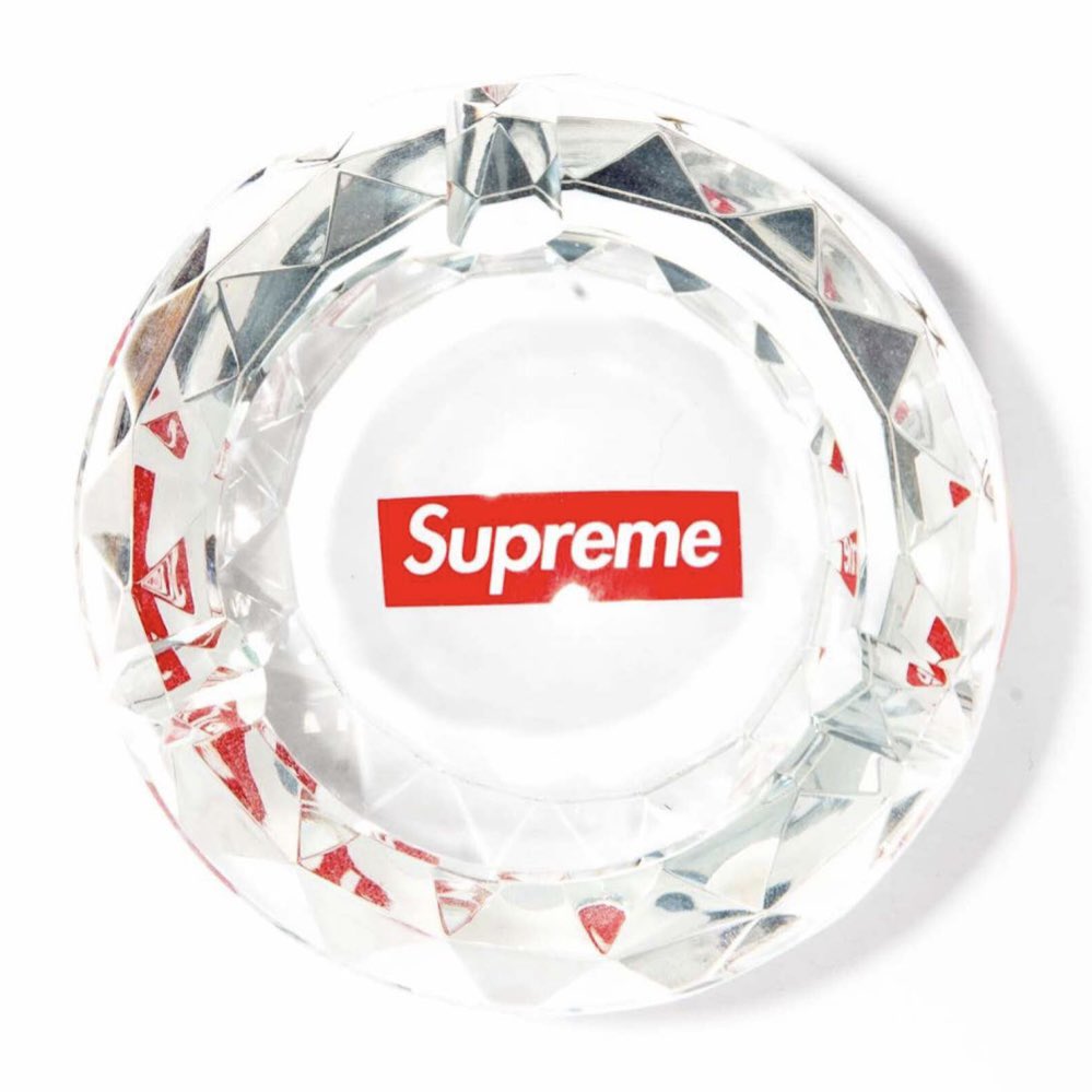 spaceidx's tweet photo. Supreme Glash Ashtray

✅ DISPONÍVEL ✅

Condição: Novo

Todos os tamanhos disponíveis, por encomenda, a partir de 75€. https://t.co/Zu9SwuYWIo
