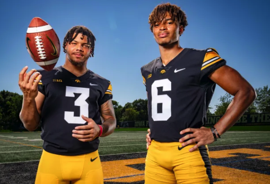 Former <a href="/StRitaFootball/">St. Rita Football</a> and Ohio State WR <a href="/ikaleb35/">KB</a> Kaleb Brown is now at Iowa and so far has been impressing in Hawkeyes camp more here edgytim.rivals.com/news/iowa-s-wi…