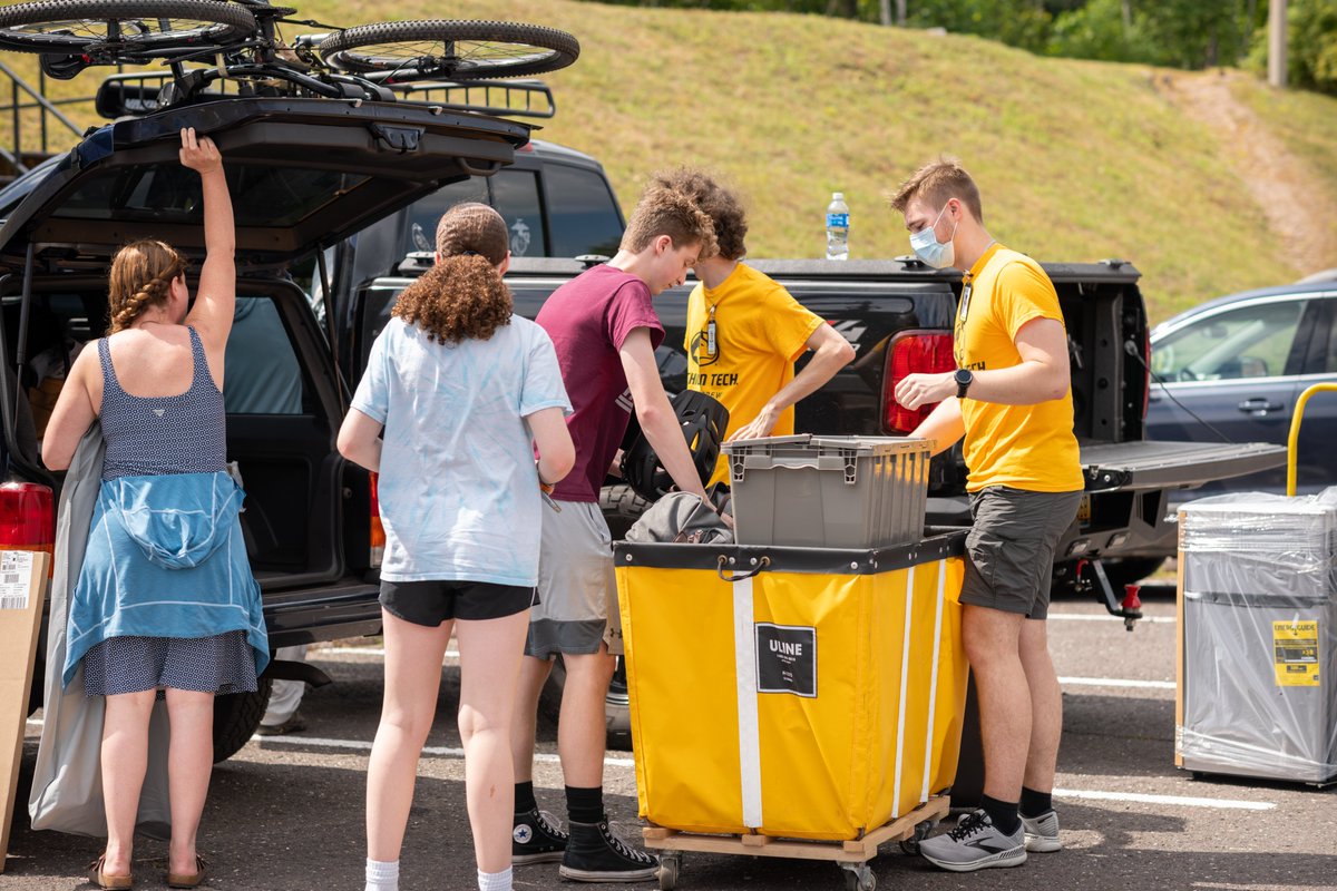 mtucege's tweet image. 🎉 Excitement&apos;s building as move-in weekend approaches at @michigantech! 🏫🌲 Ready to welcome new students to Houghton and kick off an unforgettable Orientation Week. Let&apos;s make it memorable, Huskies! 📚👋 #MichiganTech #ThisIsTech #owk23 #HuskyNation 💙🧡