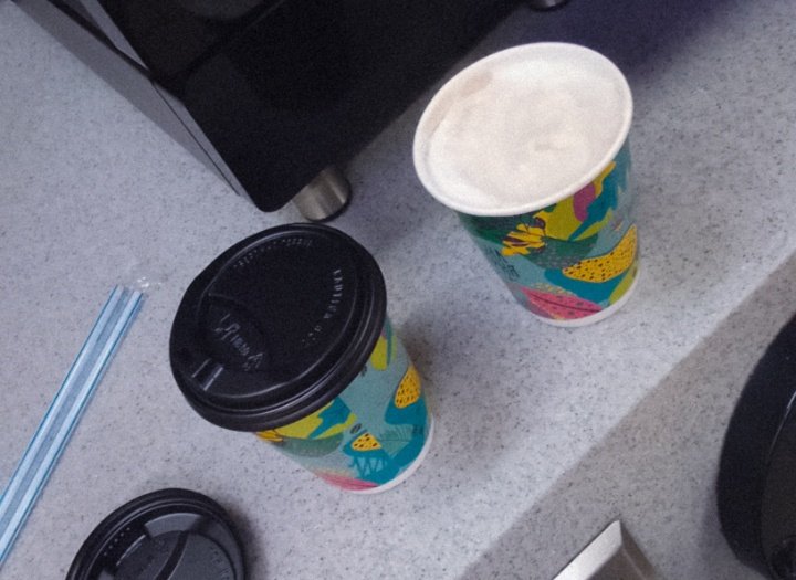 Флет-Вайт и Шокачино из атб, пока там скидки на кофе, то только там и пью. ( это не реклама, увы мне за это к сожалению не платят, а стоило бы)