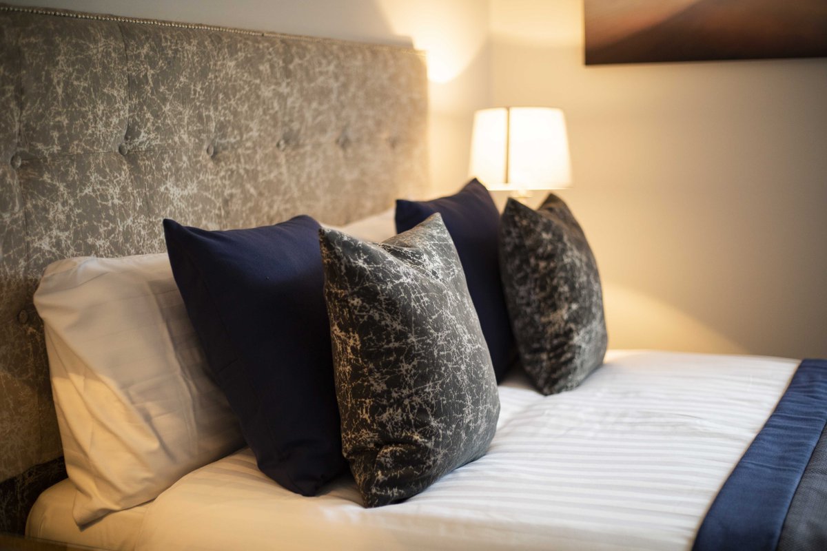 TheKinderton tweet media