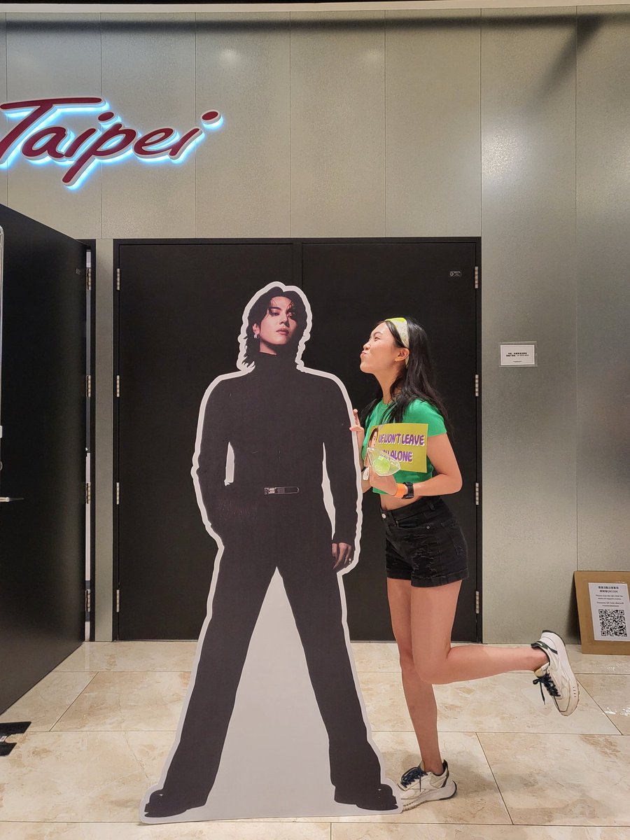 Barely concealing my excitement for tonight ❤️😭

#YUGYEOMinTaipei